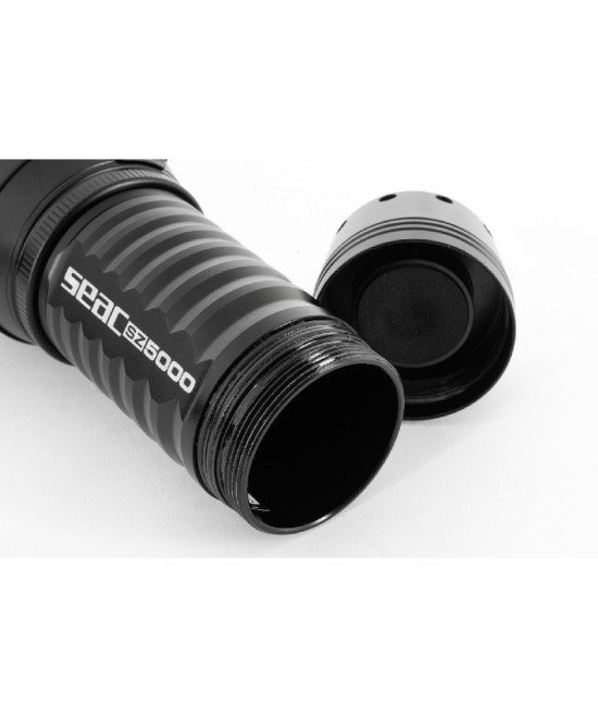 SEAC SZ5000 – Torche de Plongée 4200 Lumens avec Recharge USB-C et Faisceau 12°